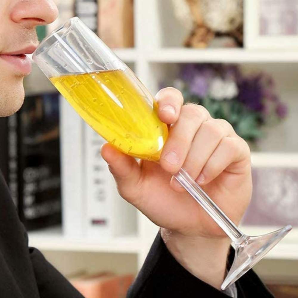 Plastic Champagne Flute: image 3